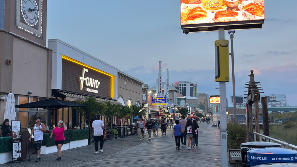 Five Ways to Enjoy Atlantic City Without Lighting Up in Public